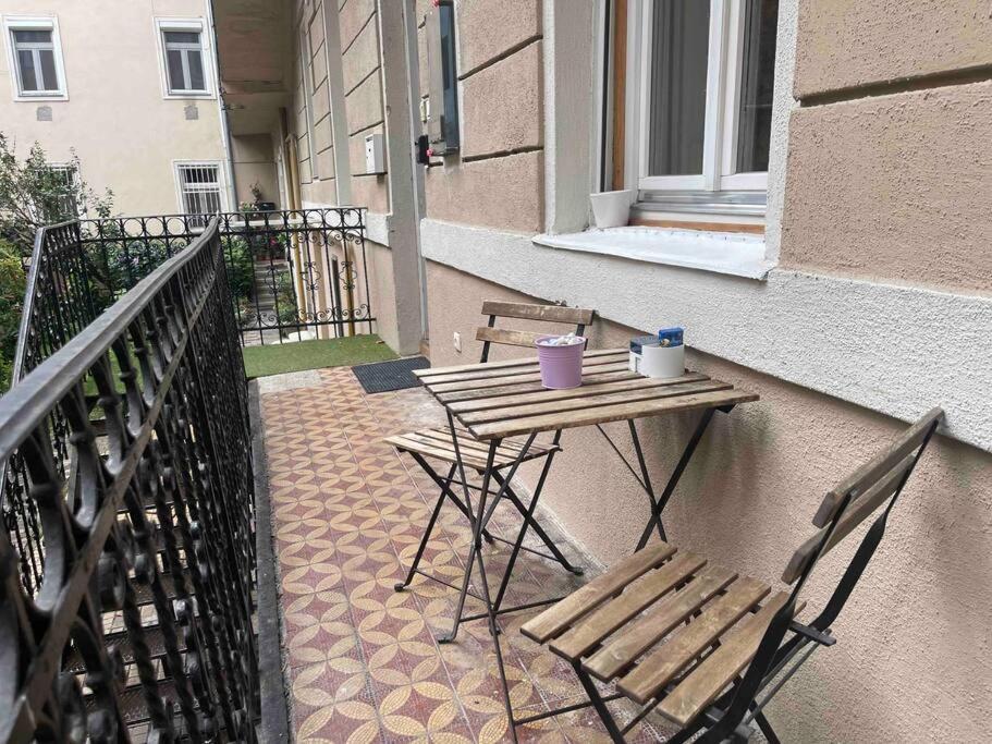 Knezits Spacious Ac Terrace Free Parking Budapest Exterior foto